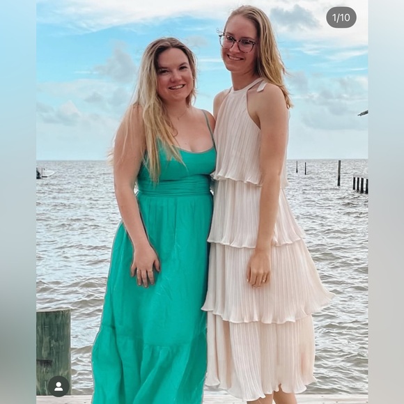 Universal Thread Green Maxi Dress - Picture 8 of 8